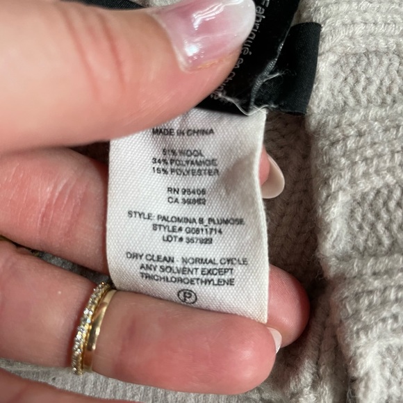 Theory Wool Poncho with sleeves size M/L - Picture 15 of 15